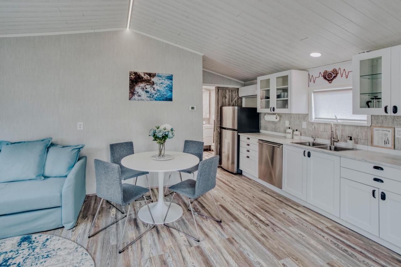 Modern & Cozy Stand-Alone Apartment - Perfect Stay Painted Post Luaran gambar