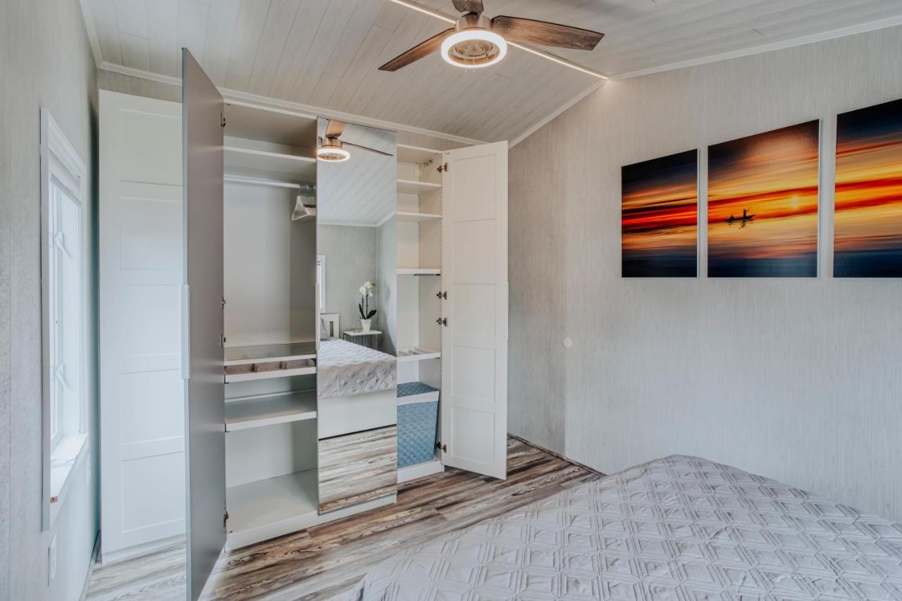 Modern & Cozy Stand-Alone Apartment - Perfect Stay Painted Post Luaran gambar